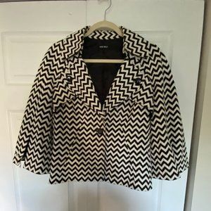 Checkered black & White Peacoat